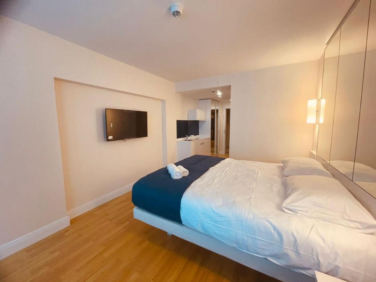 Orbi City Hub Apartments Батуми Екстериор снимка