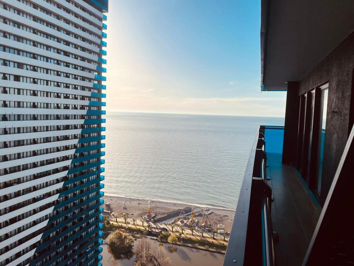Orbi City Hub Apartments Батуми Екстериор снимка
