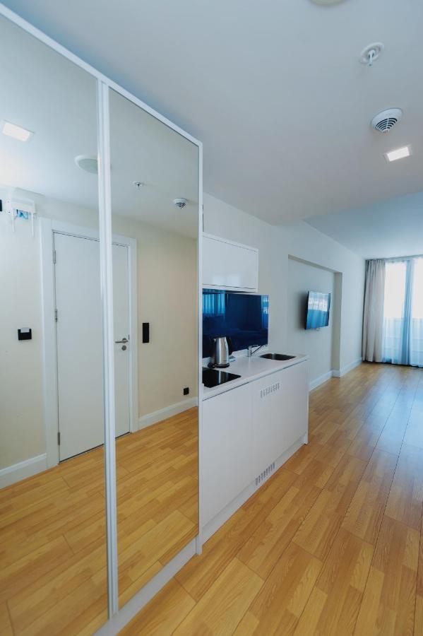 Orbi City Hub Apartments Батуми Екстериор снимка